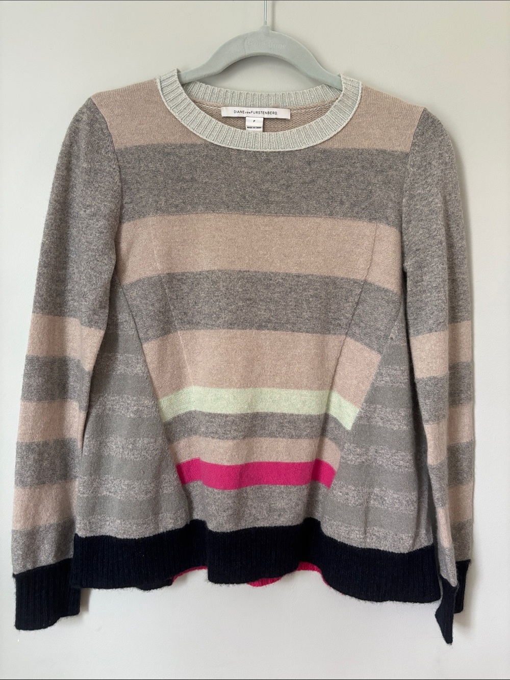 Diane Von Furstenberg 100% Cashmere Crewneck Sweater